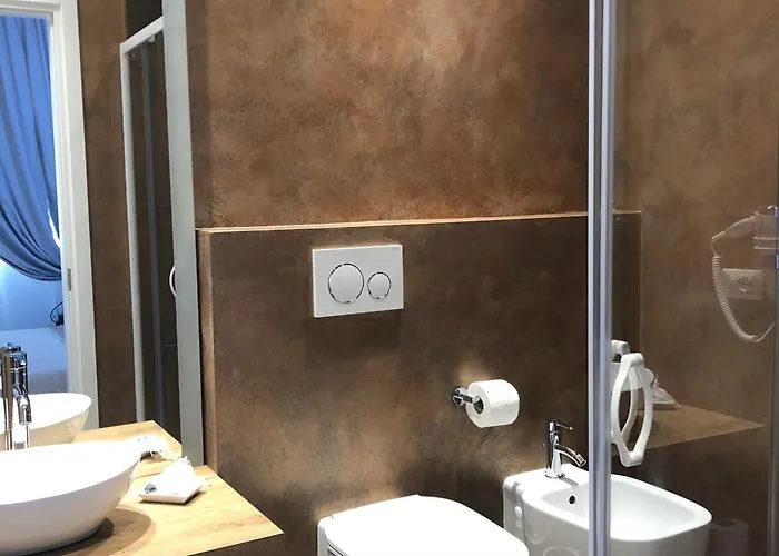 Turin Central Rooms