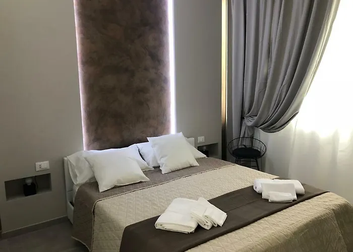 ゲストハウス Turin Central Rooms 3*