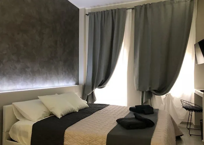 ゲストハウス Turin Central Rooms トリノ