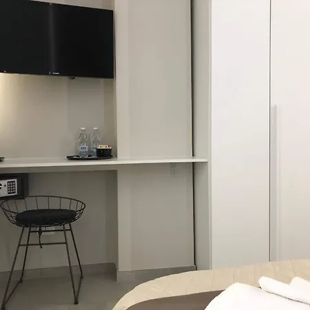 Turin Central Rooms 招待所